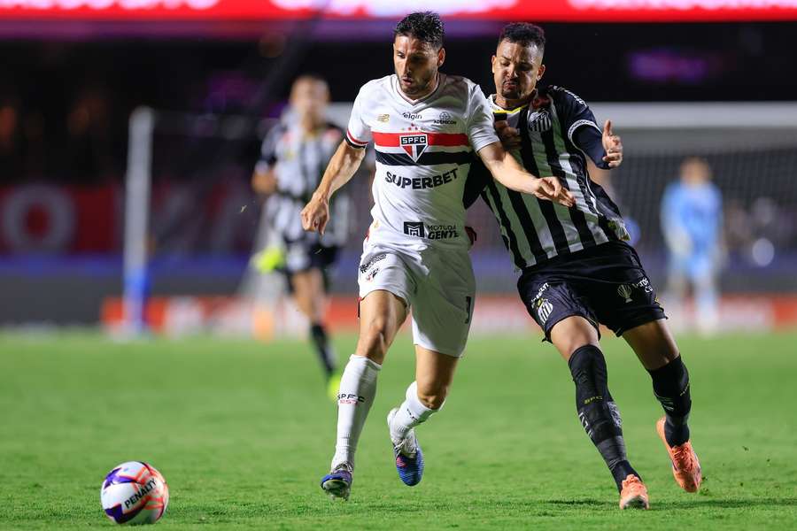 Calleri pode ser titular desta vez contra o Santos
