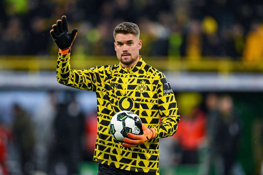 Meyer bleibt mindestens bis 2027 beim BVB