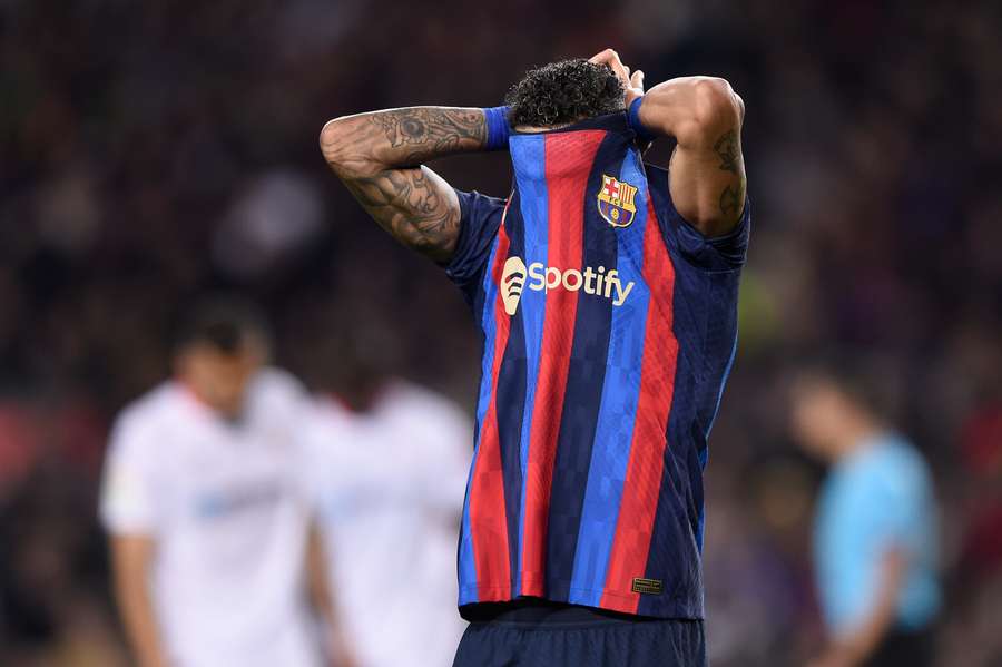 Caso Negreira: Barça accusato di corruzione, perquisiti uffici arbitri in federazione Caso Negreira: Barça accusato di corruzione, perquisiti uffici arbitri in federazione