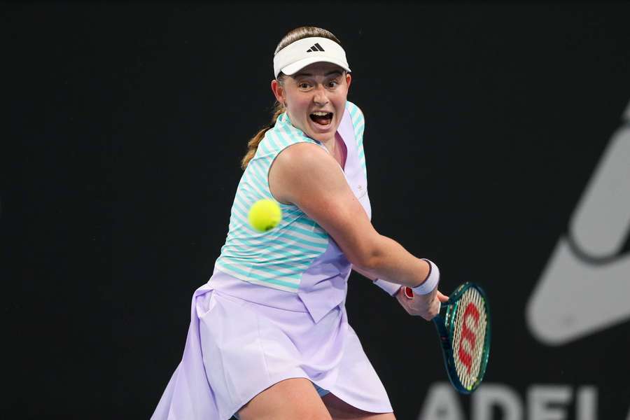 Jelena Ostapenko nie dała żadnych szans Kasatkinie w finale turnieju w Adelajdzie