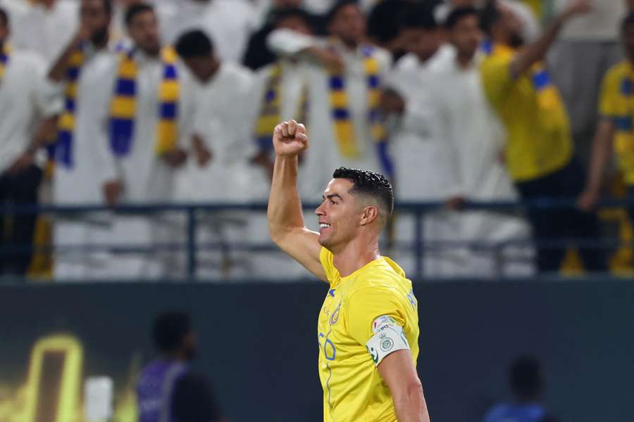 Cristiano Ronaldo lidera as tabelas no campeonato do Médio Oriente