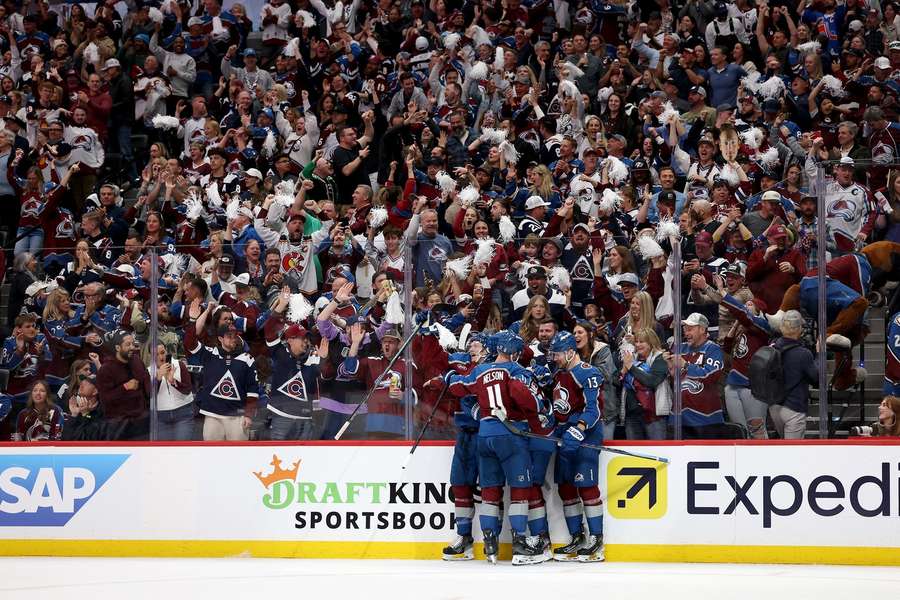 Porażka Panthers. Landeskog wrócił na parkiet po trzech latach przerwy