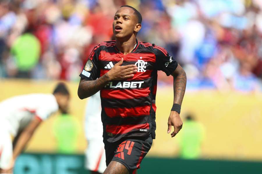 Wallace Yan foi o artilheiro do Flamengo no Mundial de Clubes com dois gols marcados