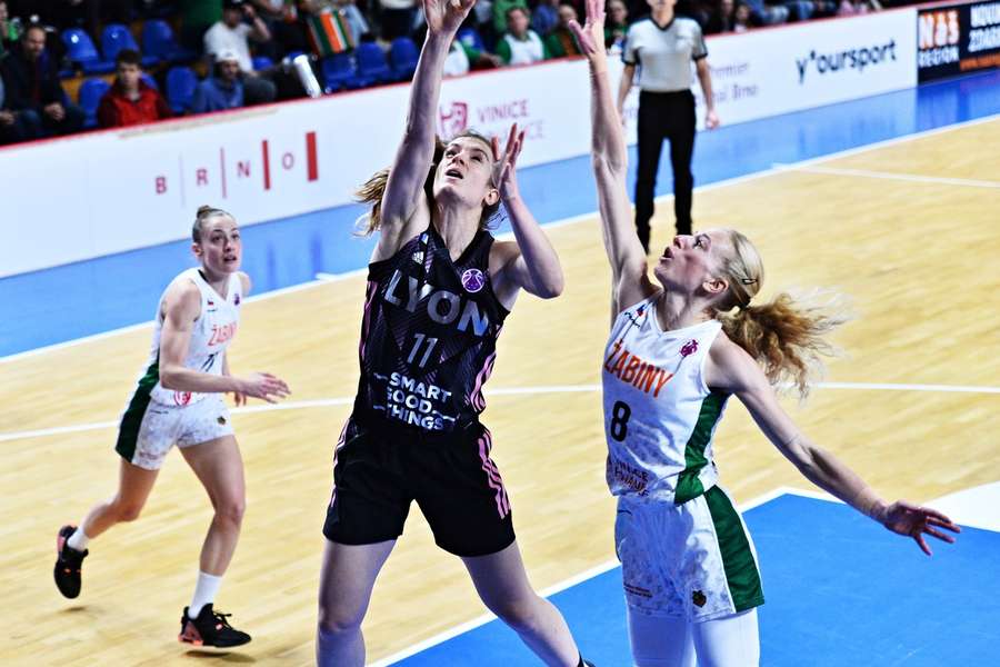 Basketbalistky Žabin i KP Brno se rozloučily s Eurocupem domácími prohrami