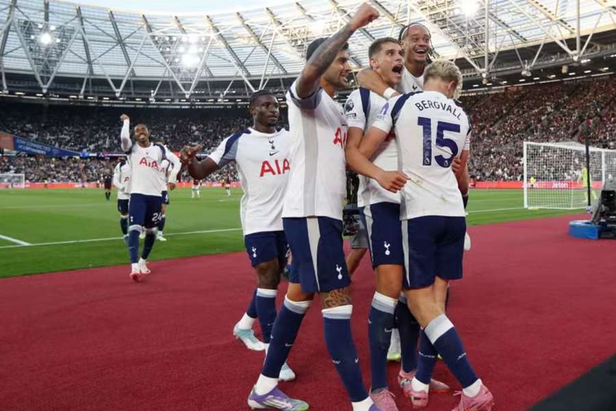 A festa dos jogadores do Tottenham