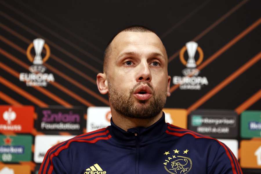 Ajax won de vorige vier officiële wedstrijden onder leiding van John Heitinga