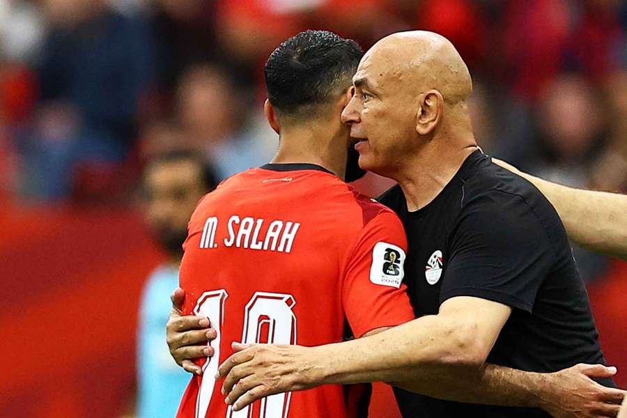 Mohamed Salah et Hossam Hassan face à la Nouvelle-Zélande.