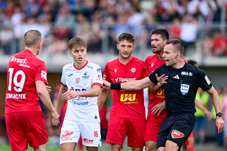 Záložník Filip Šancl se vrací do Pardubic, čeká ho pikantní hostování.