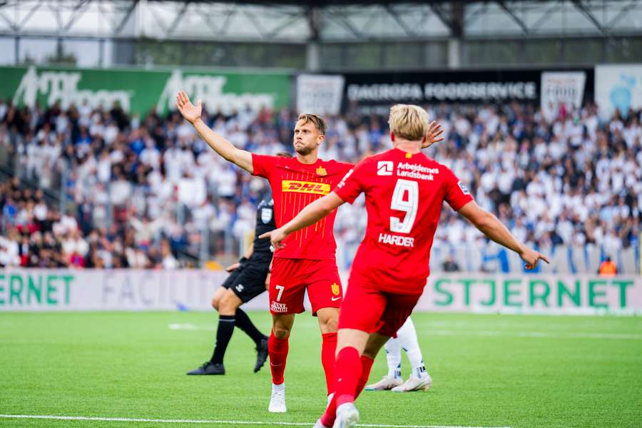 Ingvartsen scorede til 2-0 på en pragtfuld afslutning 