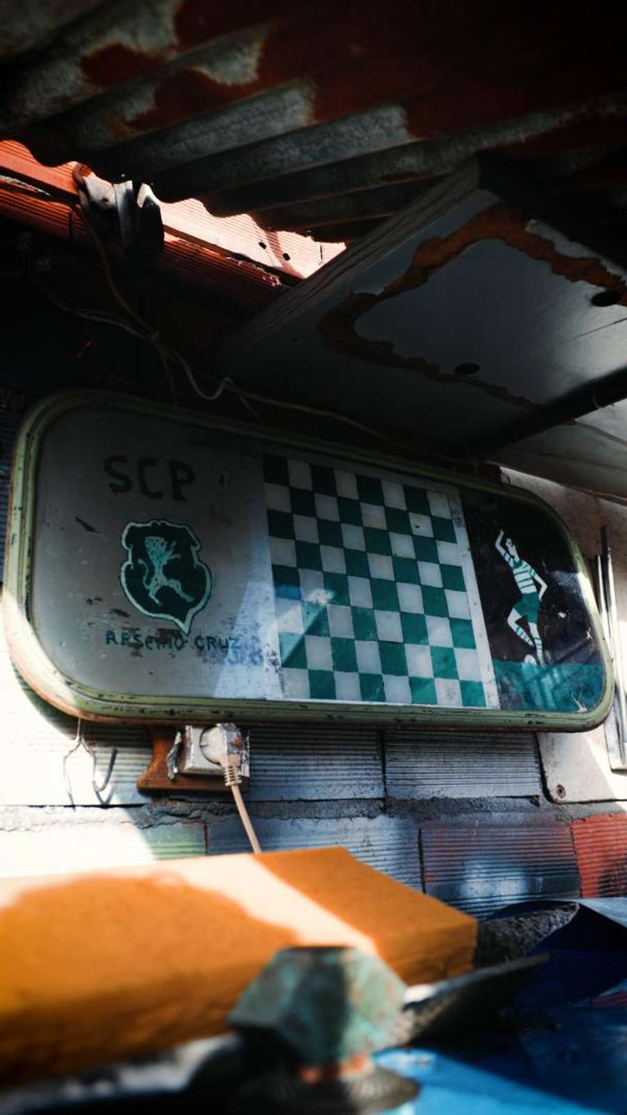 A placa do Sporting na casa de Arsénio Cruz A placa do Sporting na casa de Arsénio Cruz