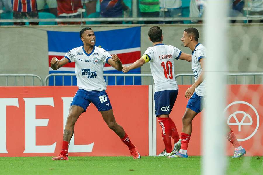 Bahia frustrou torcida depois de sair na frente Bahia frustrou torcida depois de sair na frente