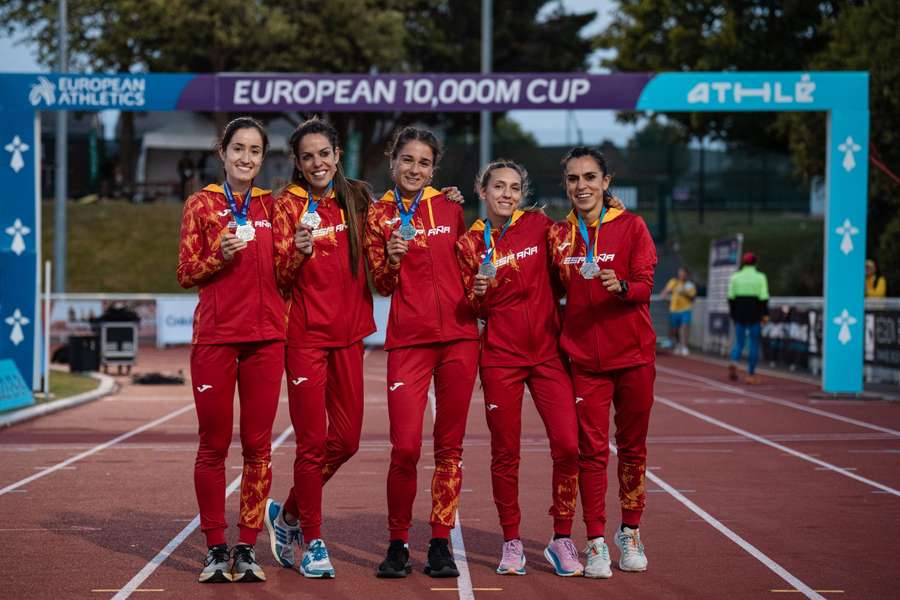 La selección española femenina de atletismo, subcampeona de Europa de 10.000 metros