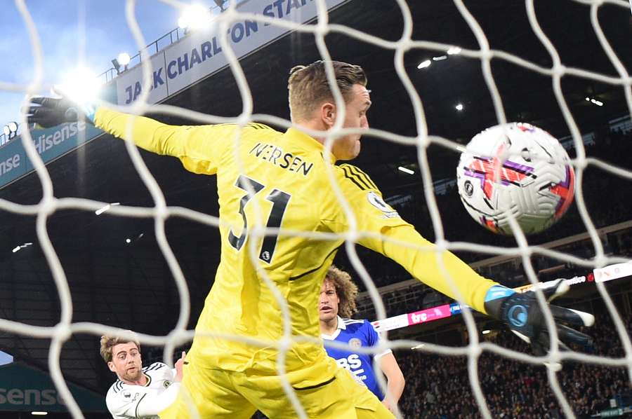 25-årige Daniel Iversen har spillet i Leicester City siden 2016, hvor han kom til fra barndomsklubben Esbjerg fB.