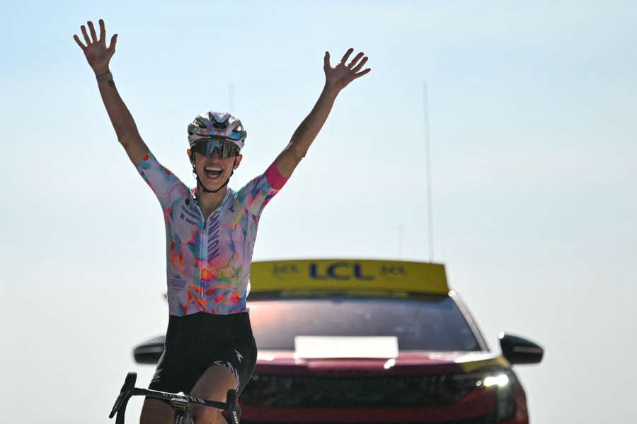 Katarzyna Niewiadoma-Phinney wygrała 7. etap Tour de France i została liderką wyścigu Katarzyna Niewiadoma-Phinney wygrała 7. etap Tour de France i została liderką wyścigu