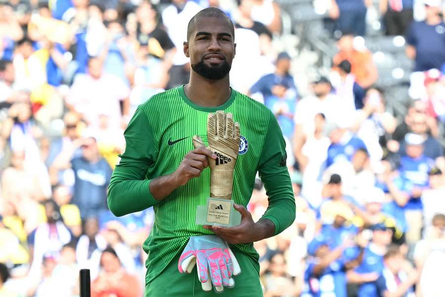 Robert Sánchez, Guante de Oro al Mejor Portero del Mundial Robert Sánchez, Guante de Oro al Mejor Portero del Mundial