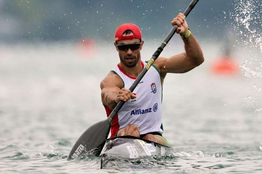 Fernando Pimenta tornou-se no mais velho de sempre a vencer o K1 1.000 mundial Fernando Pimenta tornou-se no mais velho de sempre a vencer o K1 1.000 mundial