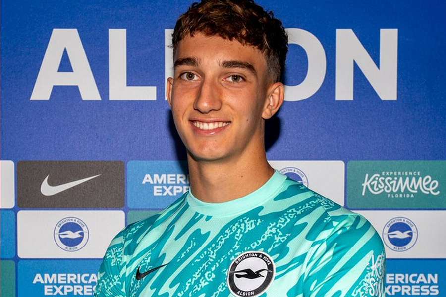 DONE DEAL: Brighton land Eintracht Frankfurt goalkeeper Ramming