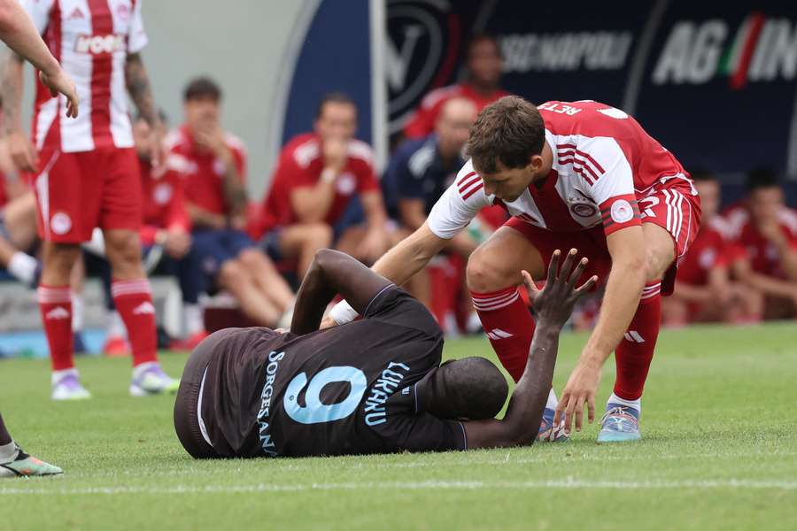 Romelu Lukaku krátce po zranění.