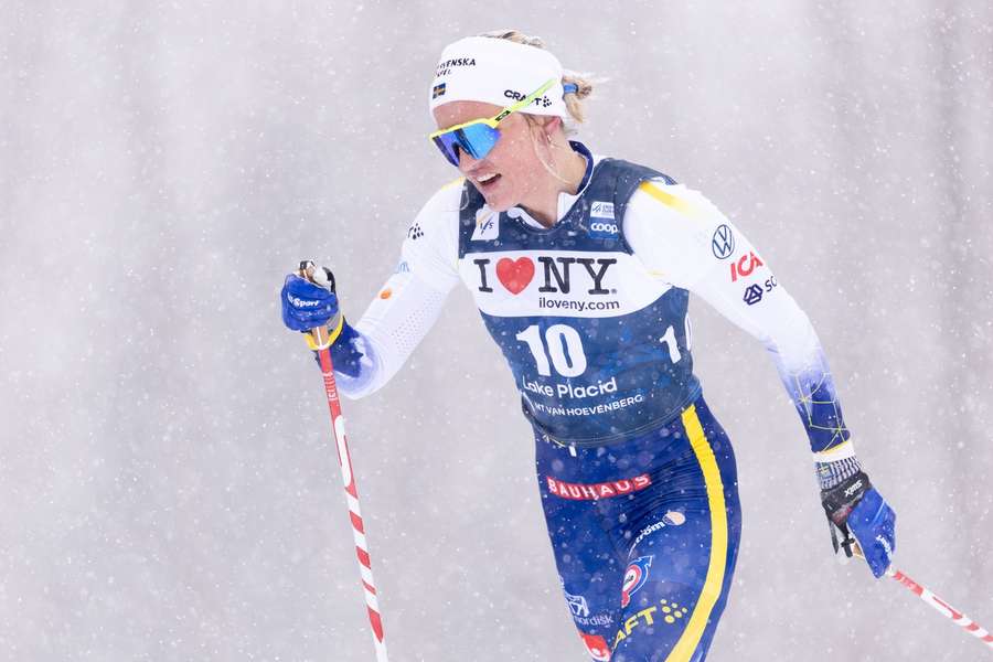 Svahn battling through the snow to gold