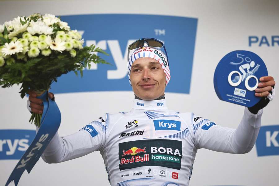Florian Lipowitz im Weißen Trikot