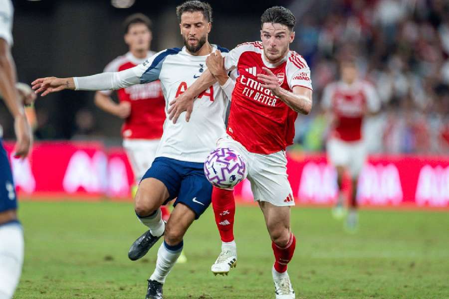Arsenal e Tottenham fazem o clássico da 12ª rodada da Premier League
