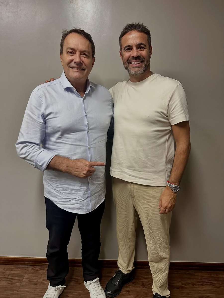 Artur Jorge ao lado de Pedro Lourenço, dono da SAF do Cruzeiro Artur Jorge ao lado de Pedro Lourenço, dono da SAF do Cruzeiro