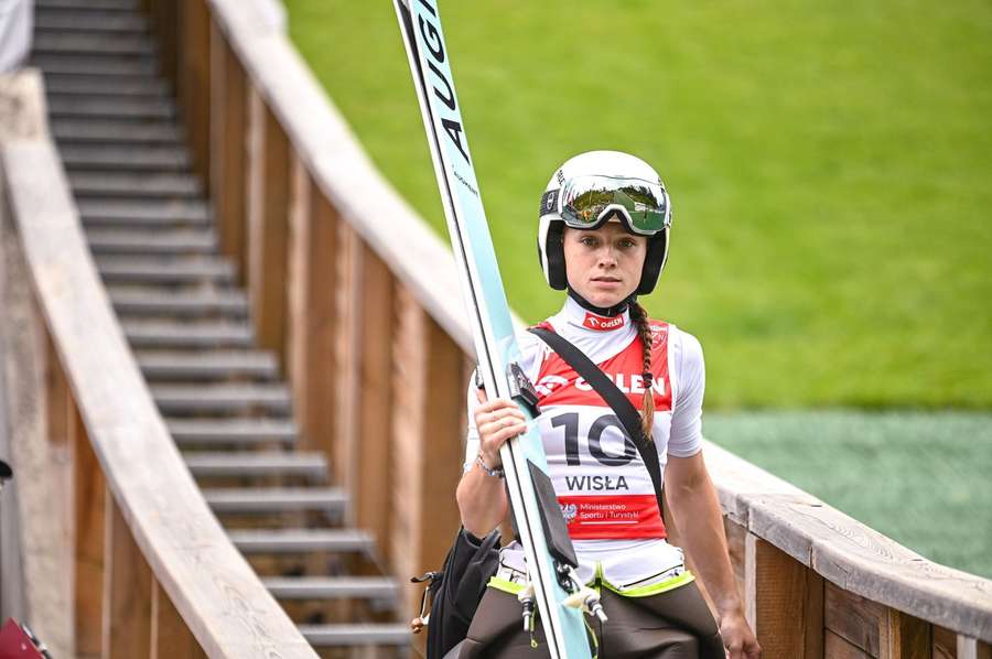 Historyczne polskie podium w skokach kobiet, Anna Twardosz trzecia w Rasnowie