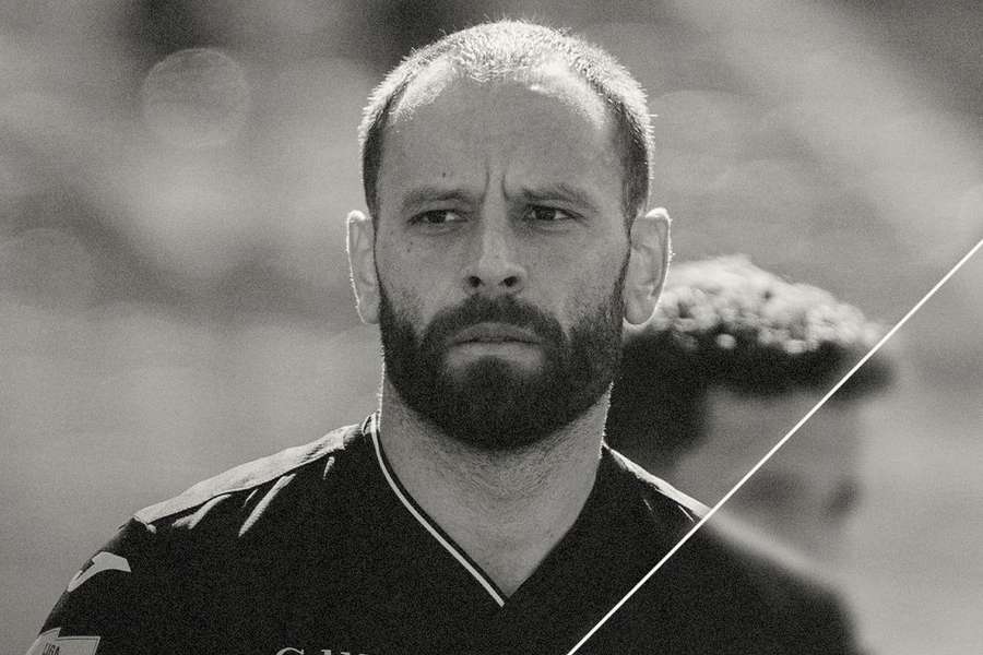 André Almeida de saída do Académico