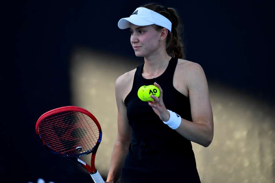 Rybakina zaczęła na peryferiach Australian Open, ale zapowiada walkę