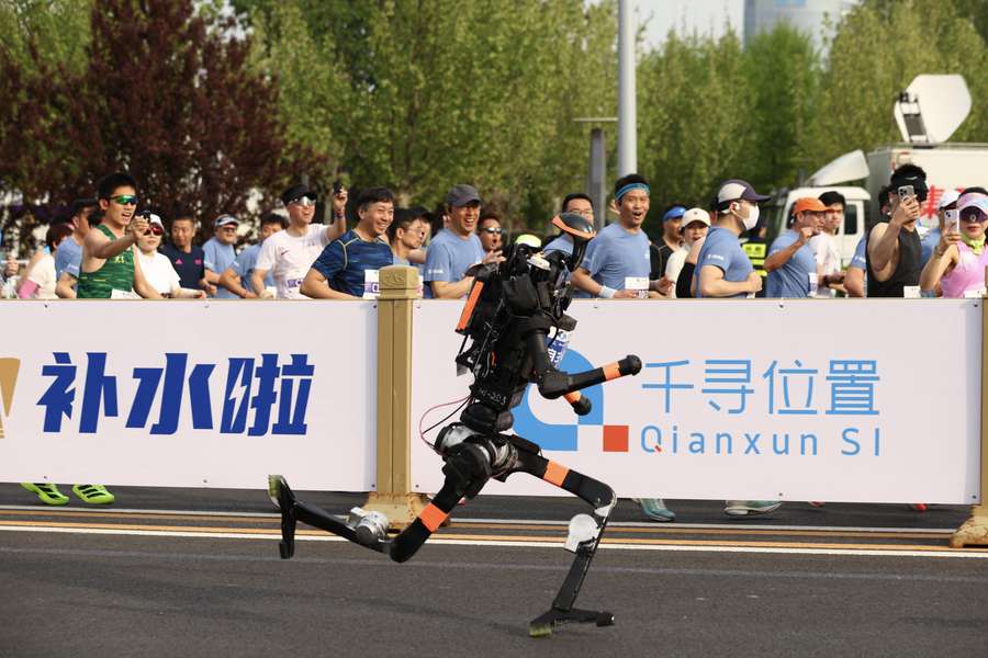 Terminator versión Usain Bolt: los robots baten a los humanos en Pekín