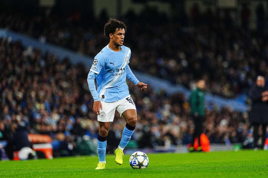 Borussia Dortmund rival Palace for Man City midfielder Bobb Borussia Dortmund rival Palace for Man City midfielder Bobb