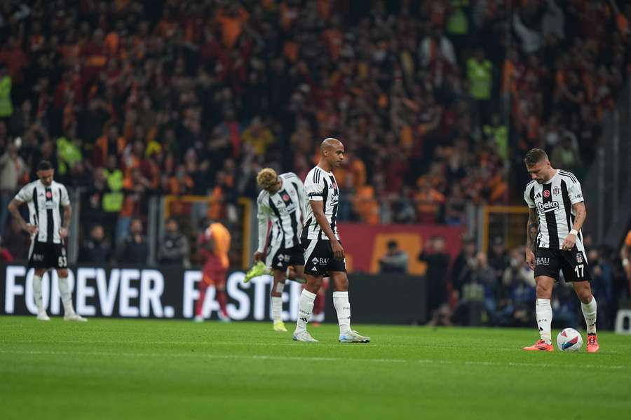 Gedson Fernandes, João Mário e Rafa foram titulares