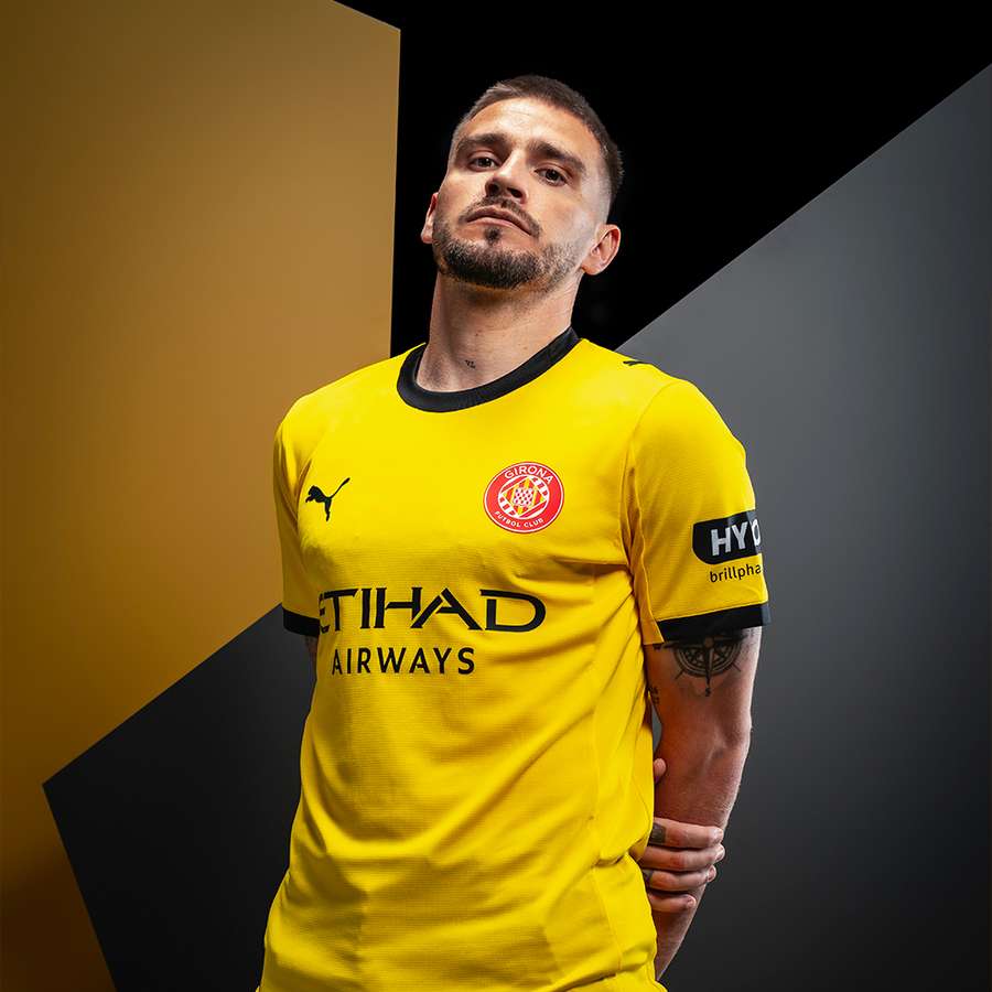 El Girona, de amarillo El Girona, de amarillo