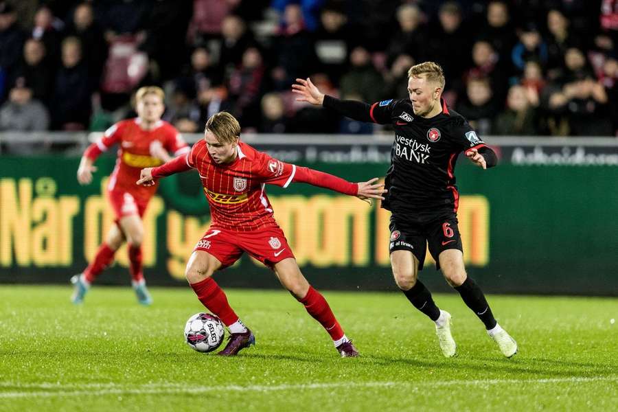 FC Nordsjælland slog tamme AaB og overvintrer på Superligaens førsteplads