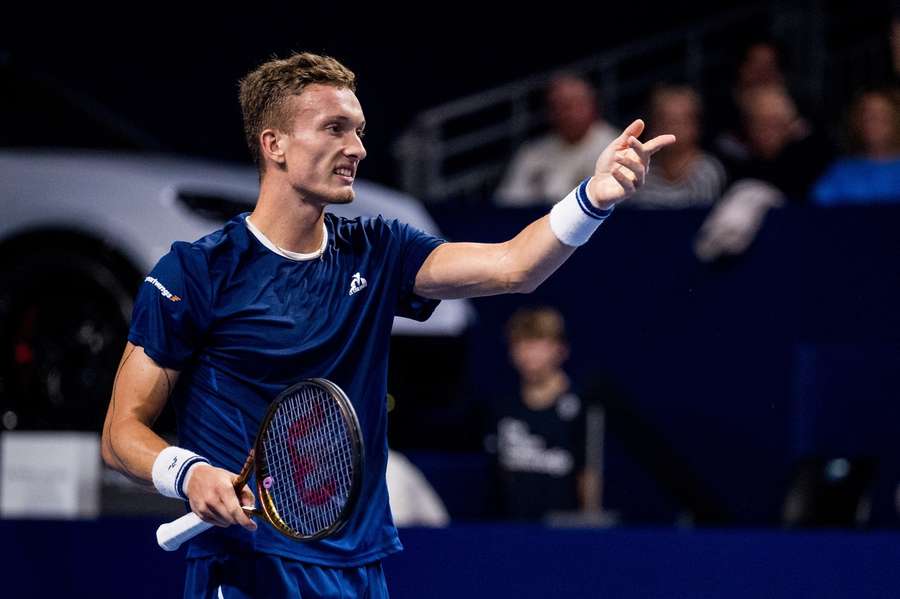 Jiří Lehečka. Jiří Lehečka.