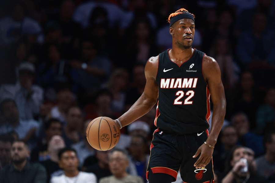 Heat forward Jimmy Butler bringing the ball up the court against the Oklahoma City Thunder (2024)