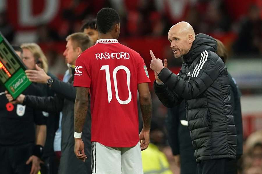 Ten Hag, despre decizia de a-l ține rezervă pe Rashford. ”A fost necesară pentru a menține disciplina”