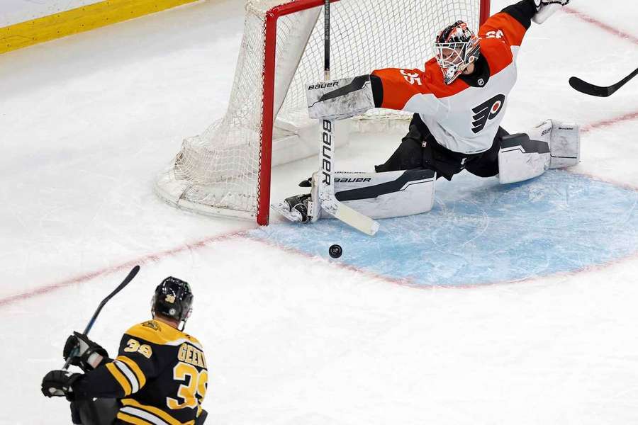 Kolosov pomohl Philadelphii k bodu.