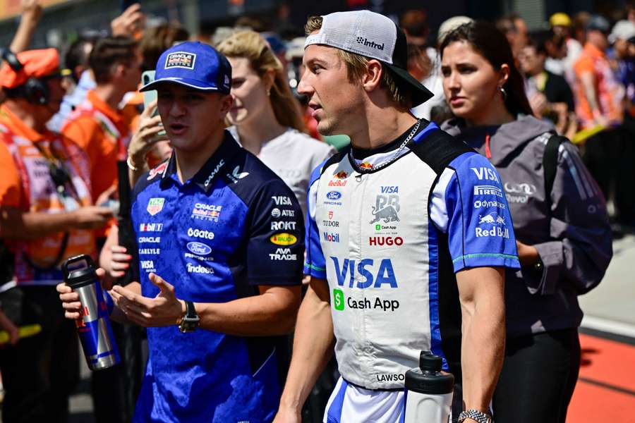 Liam Lawson pilotará a Red Bull na Holanda