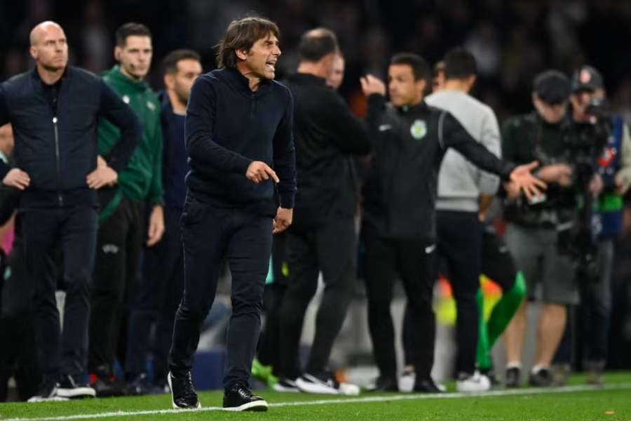 Conte says 'impossible' for VAR to make mistakes and stands by criticism