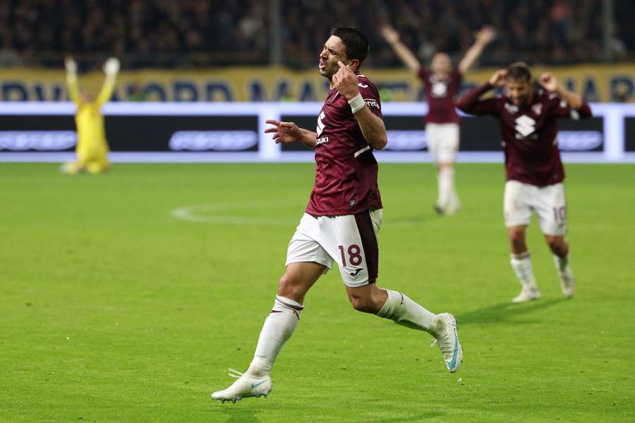 Giovanni Simeone Giovanni Simeone