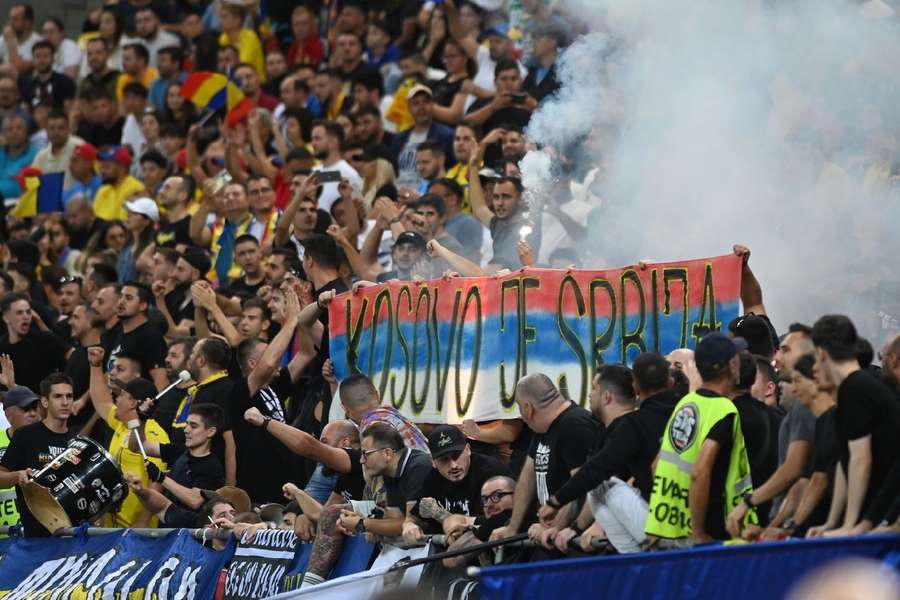 FRF condamnă comportamentul iresponsabil al suporterilor la meciul cu Kosovo