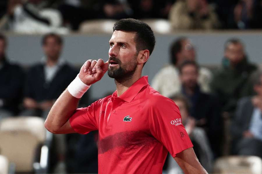 Djokovic downs Zverev to reach French Open semis