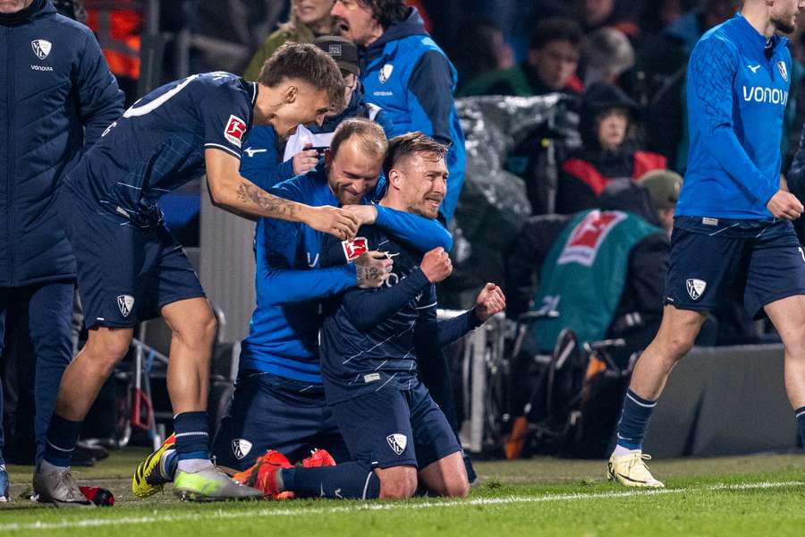 Der VfL Bochum feierte am Freitagabend einen wichtigen Heimsieg gegen Hoffenheim.