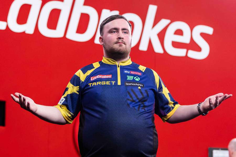 Luke Littler ist kurz vor dem WM-Start in bester Verfassung. Luke Littler ist kurz vor dem WM-Start in bester Verfassung.
