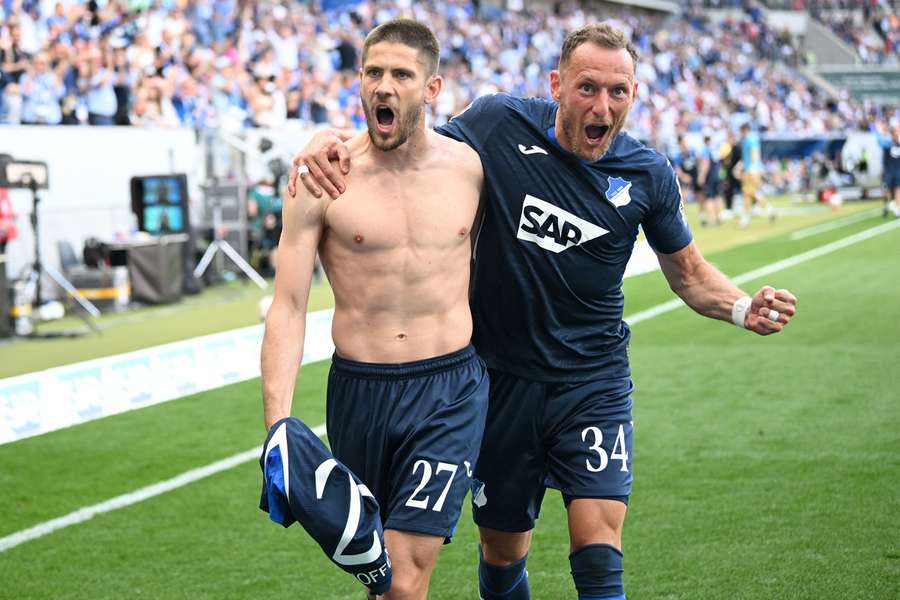 Andrej Kramaric and Vladimir Coufal celebrate