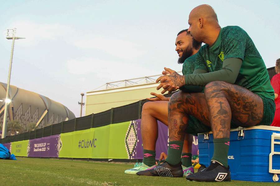 Samuel Xavier e Felipe Melo, dois dos jogadores mais veteranos do elenco do Fluminense