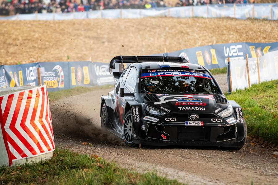 Sébastien Ogier lidera Rali da Europa Central