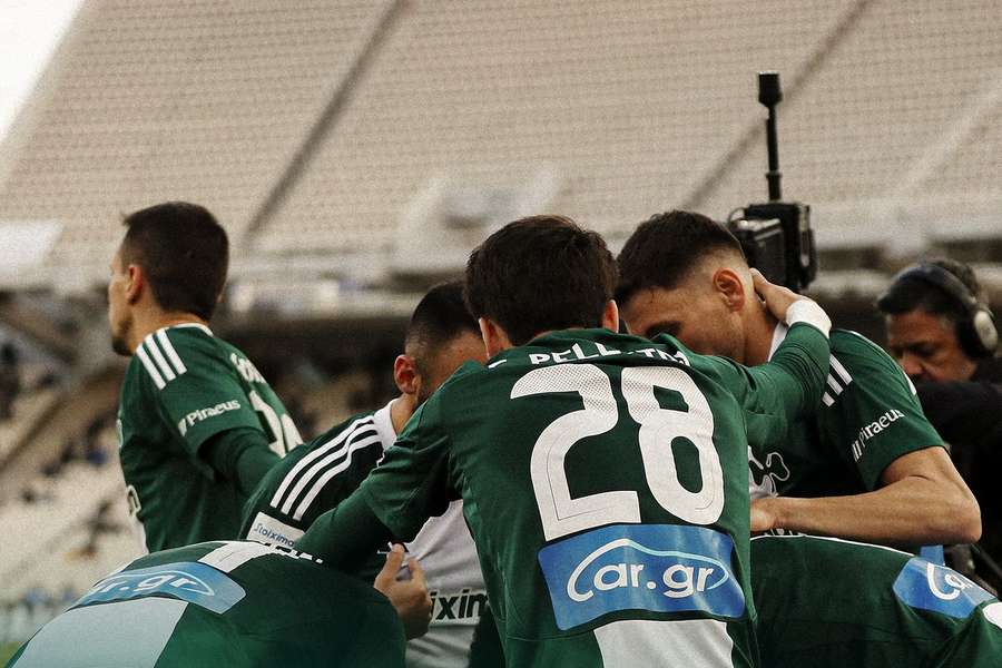 A festa dos jogadores do Panathinaikos