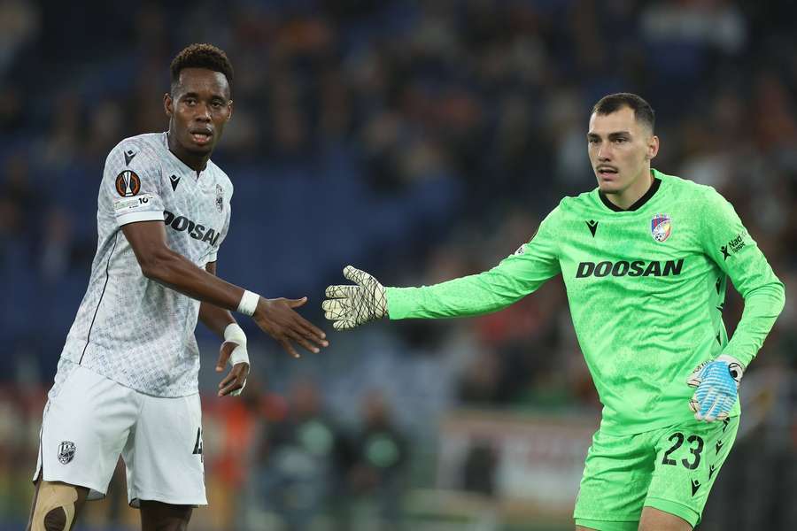 Plzeň šokovala římského favorita v Evropské lize. Plzeň šokovala římského favorita v Evropské lize.